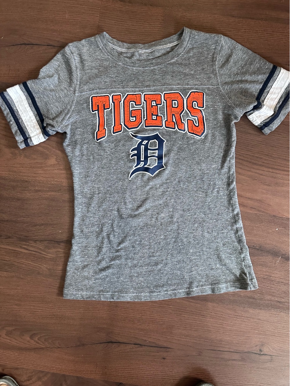 Women’s Detroit Tigers' Short Sleeve Crew Tee Navy & Orange